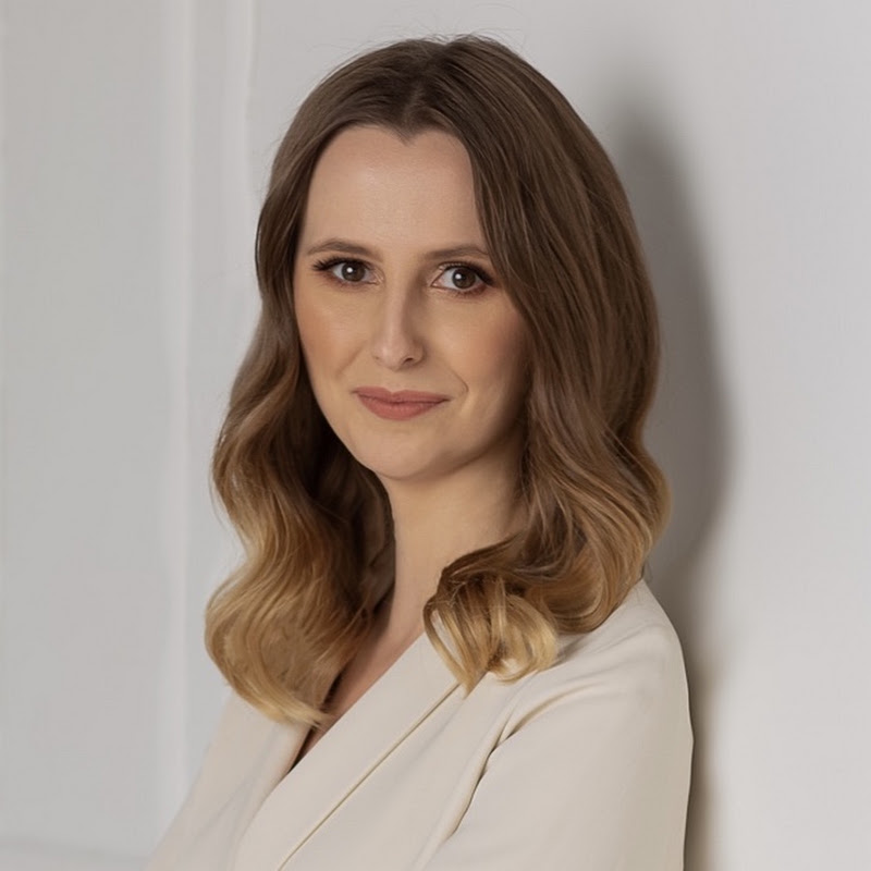 Aleksandra Pakuła | Savoir-vivre | Elegancja