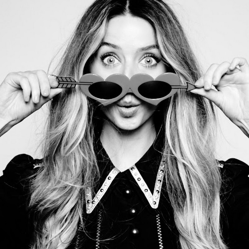 Zoë Sugg