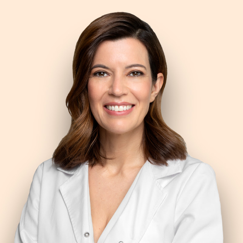 Dra. Ana Molina-dermatóloga