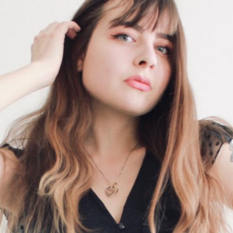 Elise Amanda