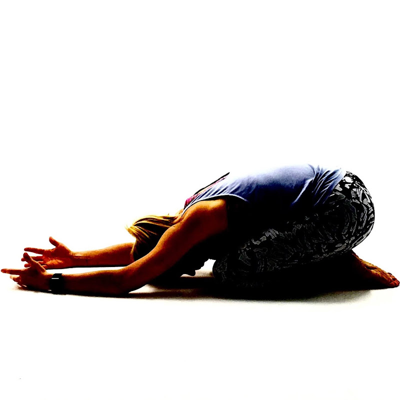 CrossYoga with Rie