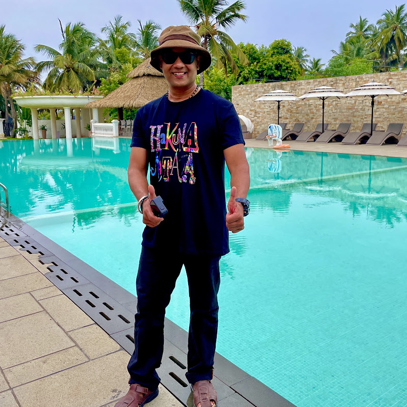 யாவரும் கேளிர் Yaavarum Kelir
