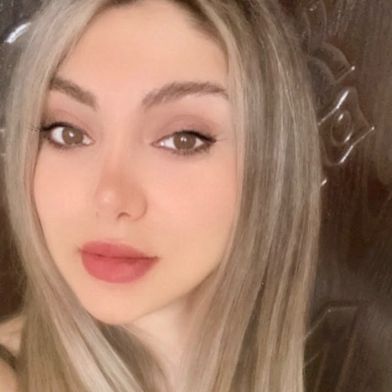 روشنک قاسمی/کوچ قدرت و جذابیت زنانه