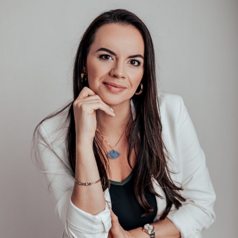 Tatiana G. Capanema - Es