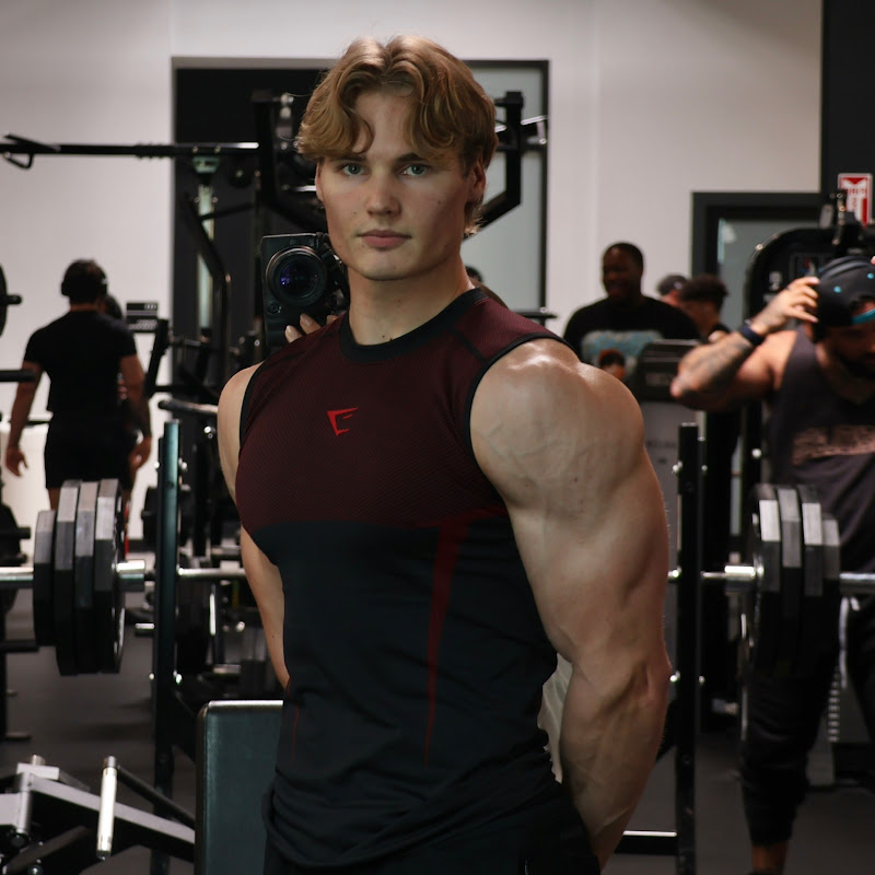 Joel Knaapi