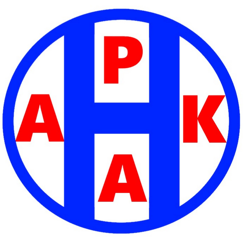 Аркадий Петров