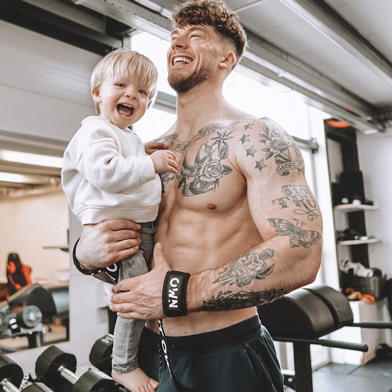 Kaz Van Der Waard
