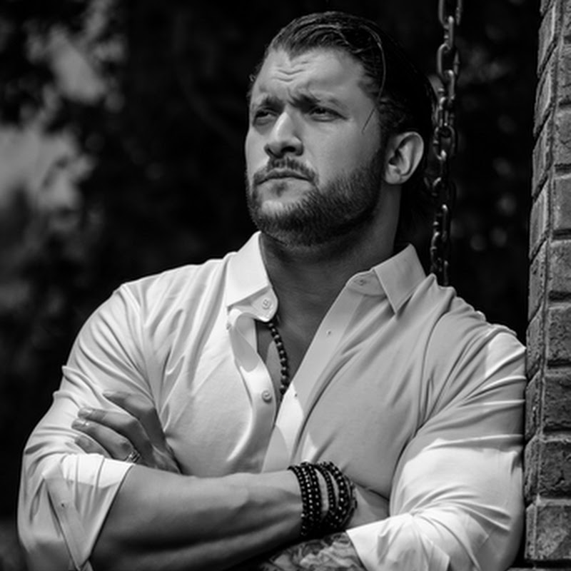 Official Karrion Kross ©
