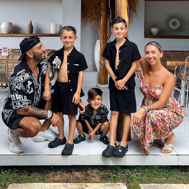 FAMILIELAKAP (Officiëel)