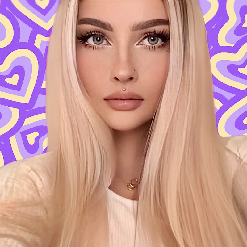 NOEMI Makeup