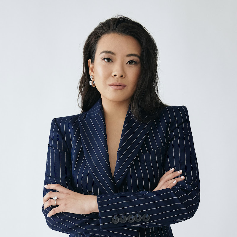 Vivian Tu | Your Rich BFF