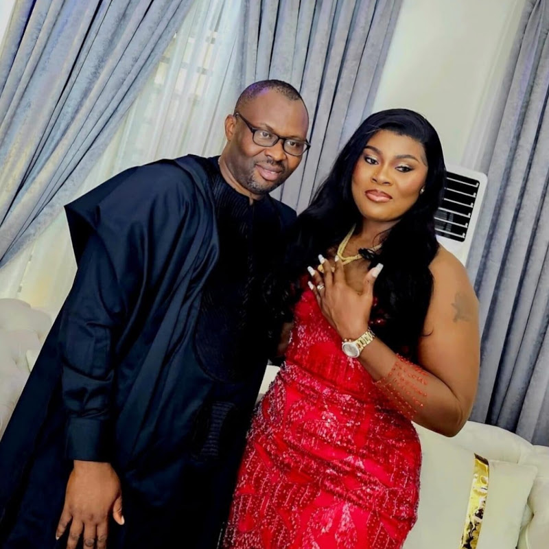 Ugo Eaglet And Jennyslimzy