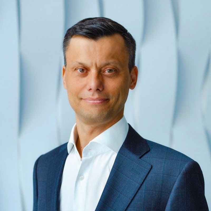 Руслан Сухий ? РЕНТАВЕД