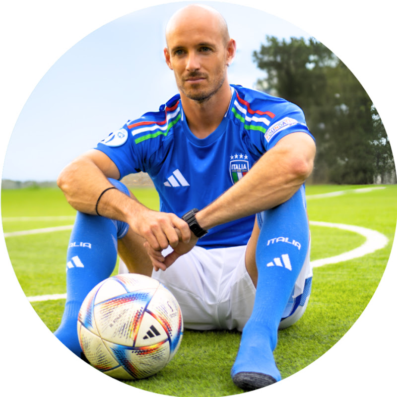 𝗔𝗟𝗘𝗦𝗦𝗔𝗡𝗗𝗥𝗢 𝗖𝗢𝗟𝗔𝗭𝗭𝗢