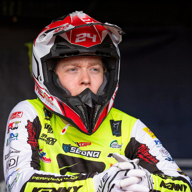 Kevin Horgmo ツ