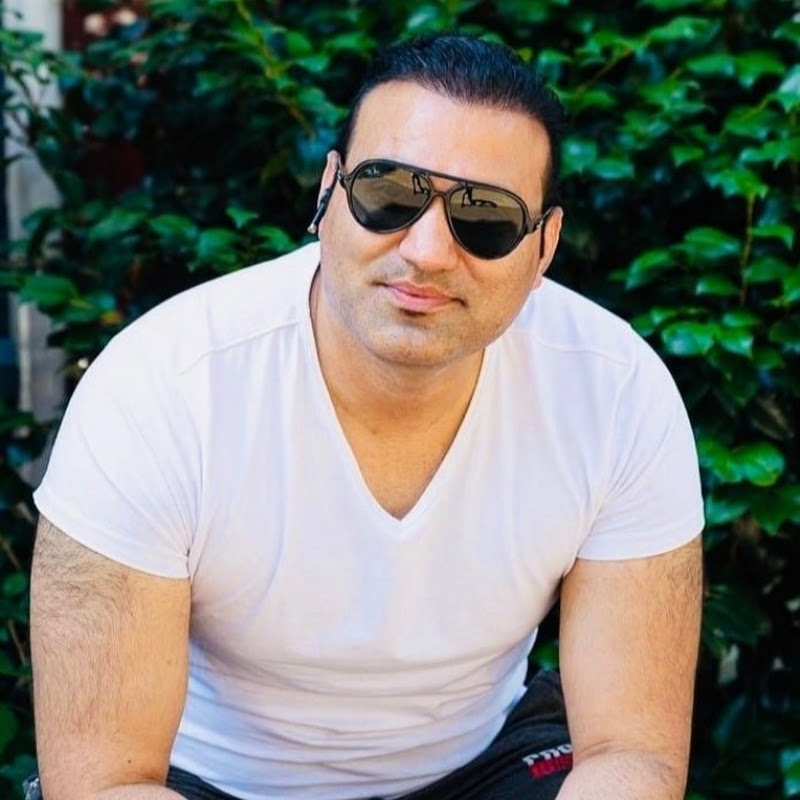 Tas Qureshi