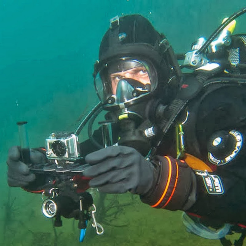 TheDiveO