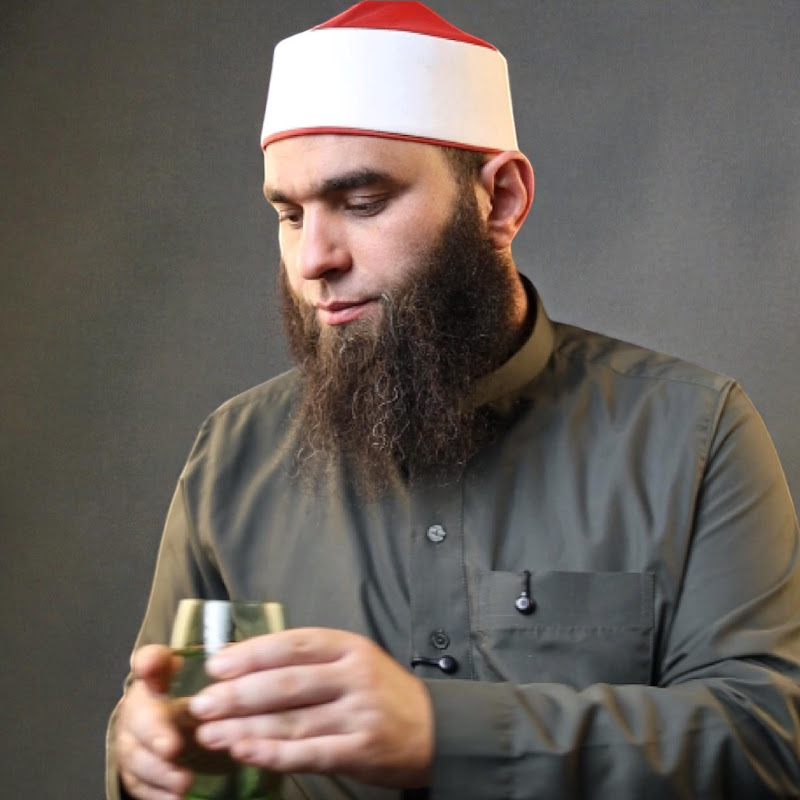 دنيا بنعيشهاو في يوم هتنتهي