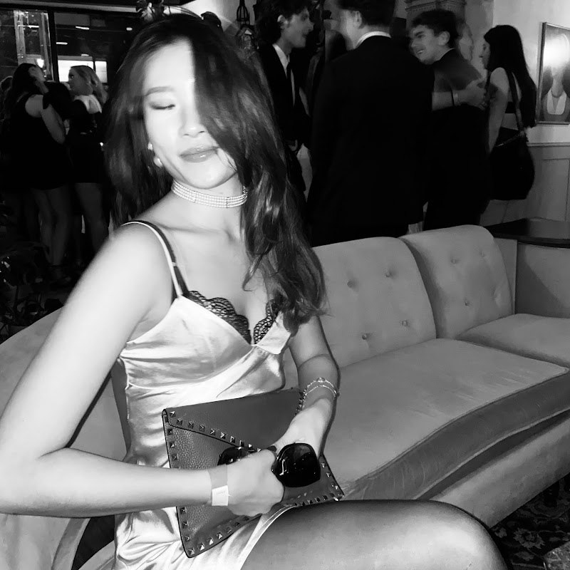 Gloria 원영 Song