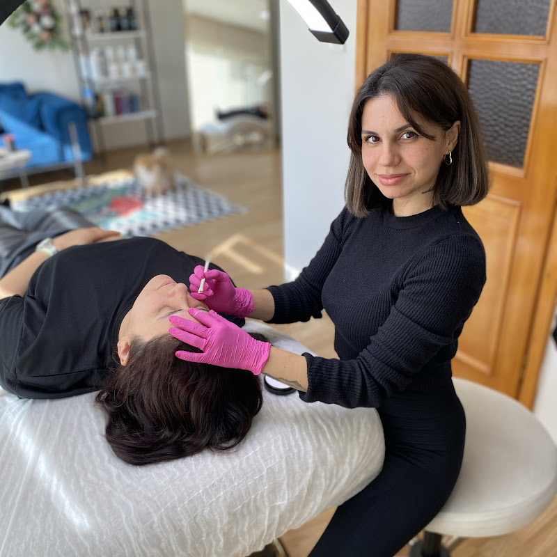 Sultan Ural Makeup
